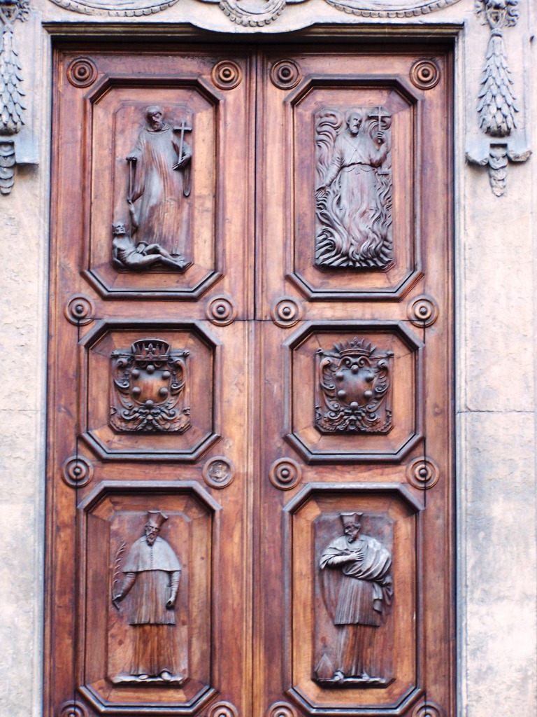 100_3828 Santa Trinita doors