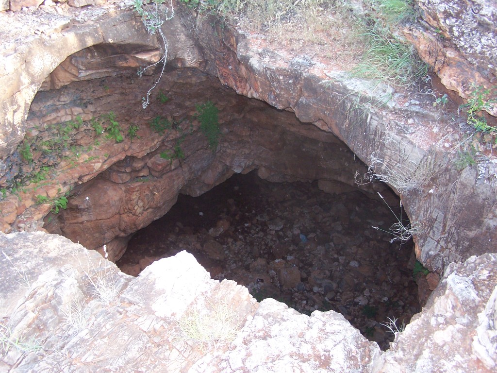 Giant's Hole